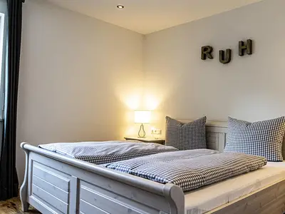 Ferienwohnung_Steibis_Ruh_Schlafzimmer_01