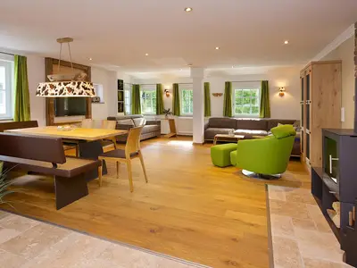 Ferienwohnung für 8 Personen (128 m²) in Oberstaufen 1/10