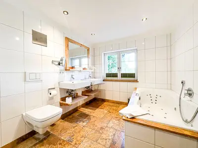 Ferienwohnung für 8 Personen (177 m²) in Oberstaufen 9/10