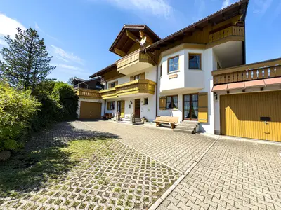 Ferienwohnung für 16 Personen (140 m²) in Oberstaufen 1/10