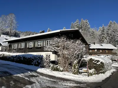 Ferienwohnung am Stießberg im Winter Außenansicht