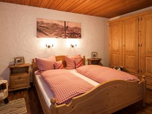 19377997-Ferienwohnung-7-Oberstdorf-300x225-2