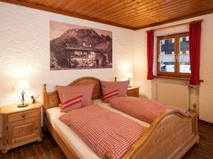 19377997-Ferienwohnung-7-Oberstdorf-300x225-3