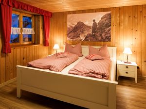 19377997-Ferienwohnung-7-Oberstdorf-300x225-4