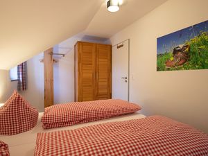 19378031-Ferienwohnung-4-Oberstdorf-300x225-3