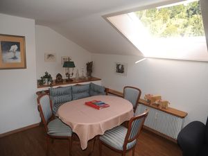 19490151-Ferienwohnung-6-Oberstdorf-300x225-1