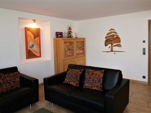 19534601-Ferienwohnung-5-Oberstdorf-300x225-3