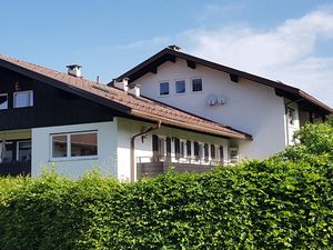 19534711-Ferienwohnung-4-Oberstdorf-300x225-2