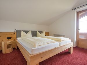 19584721-Ferienwohnung-2-Oberstdorf-300x225-3