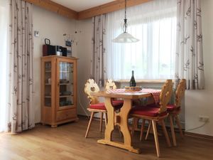 23496310-Ferienwohnung-2-Oberstdorf-300x225-4