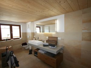 23541918-Ferienwohnung-4-Oberstdorf-300x225-3