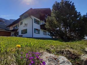 23318661-Ferienwohnung-4-Oberstdorf-300x225-5