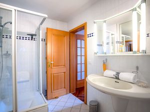 23918870-Ferienwohnung-6-Oberstdorf-300x225-4