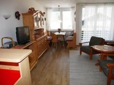 Ferienwohnung für 6 Personen (45 m²) in Oberstdorf 1/10