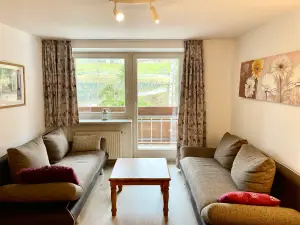 Ferienwohnung für 6 Personen (67 m²) in Oberstdorf