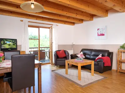 Wohnzimmer, Esszimmer