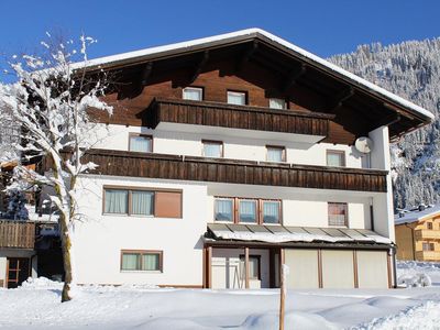 Lechnerhof - Winter Südansicht