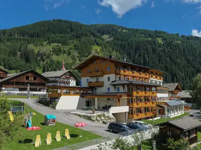 hotel_west
