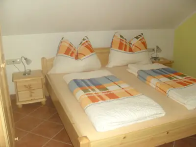1tes Schafzimmer Enzian