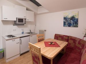 22440761-Ferienwohnung-4-Obervellach-300x225-3