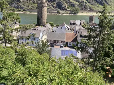Blick auf den Ochsenturm von der Stadtmauer