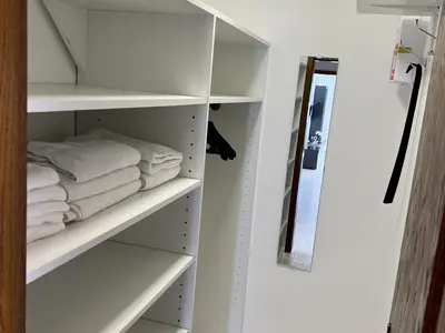 7 Fewo - Begehbarer Kleiderschrank