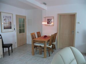 21924087-Ferienwohnung-4-Oberwiesenthal-300x225-2