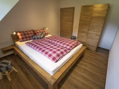 Schlafzimmer 2