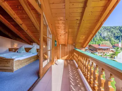 Balkon und Schlafzimmer