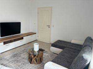 23967973-Ferienwohnung-4-Oberzissen-300x225-5