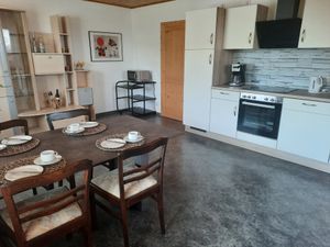 23489841-Ferienwohnung-5-Oberzissen-300x225-3