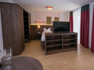 23527586-Ferienwohnung-3-Obing-300x225-4