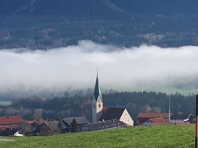 Nebel unterhalb der Berggipfel