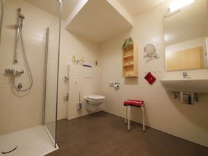 23539684-Ferienwohnung-3-Ochsenhausen-300x225-1