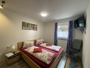 23551334-Ferienwohnung-4-Oetz-300x225-4