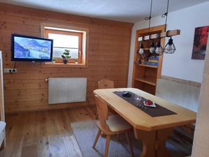 23577887-Ferienwohnung-4-Oetz-300x225-4