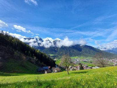 Bergblick vom Hof