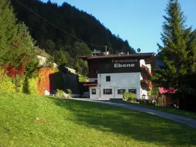 Ferienhaus mit Wiese