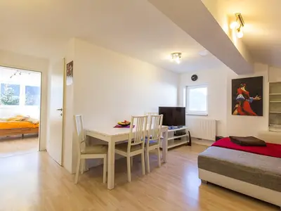 Appartement Inntal-Blick Wohnküche mit Schlafcouch