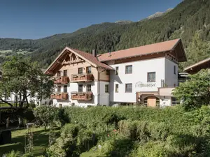 Ferienwohnung für 6 Personen (75 m²) in Oetz