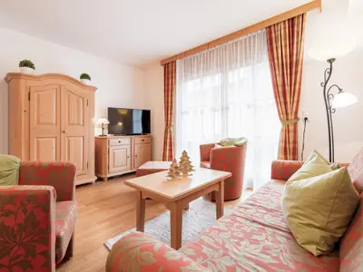 Top2_Historical_byRudiWyhlidal-5021-HDR