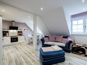 23885876-Ferienwohnung-3-Oevenum-300x225-1