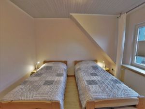 22067863-Ferienwohnung-4-Oeversee-300x225-4