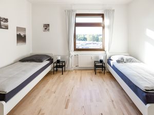 23495272-Ferienwohnung-6-Offenbach am Main-300x225-5