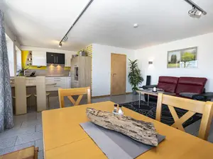 Ferienwohnung für 5 Personen (64 m²) in Ofterschwang