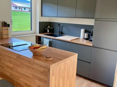 Küche mit Kochinsel