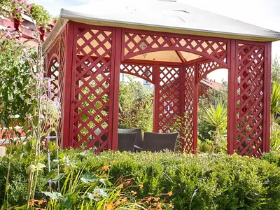 Pavillon im Garten
