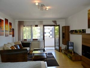 23953257-Ferienwohnung-4-Oftersheim-300x225-0