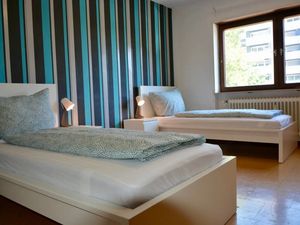 23953257-Ferienwohnung-4-Oftersheim-300x225-1