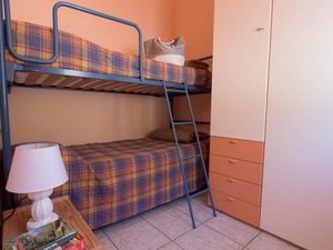 23042749-Ferienwohnung-6-Oggebbio-300x225-4